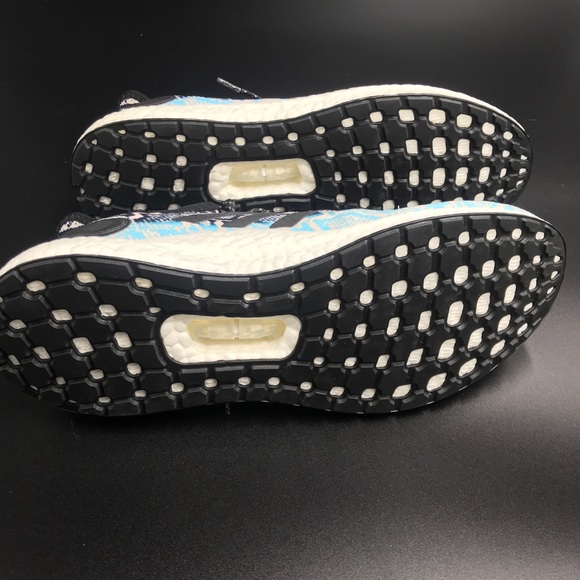 Adidas Men’s Am4 Kwasi Kessie Collab - Picture 5 of 5